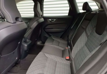 Volvo XC60 II 2023 Volvo XC 60 2.0 197KM B4 AWD Geartronic SalonPL SerwisASO FV23 Gwarancja, zdjęcie 29