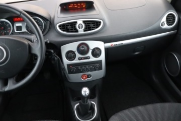 Renault Clio III Hatchback 5d 1.2 TCe eco2 100KM 2008 Renault Clio 1.2 TCe, Klima, El. szyby, zdjęcie 7