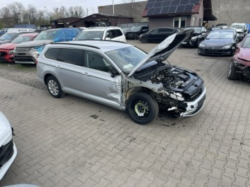 Volkswagen Passat B8 Variant Facelifting 2.0 TDI SCR 150KM 2020 Volkswagen Passat Variant Automat Podgrzewanie, zdjęcie 3