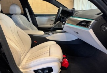 BMW Seria 5 G30-G31 Limuzyna 520d 190KM 2019 BMW Seria 5 Xdrive salon Polska ASO R-CARS Warszawa 2.0 Diesel 190KM, zdjęcie 7