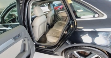 Audi A4 B8 2011 Audi A4 Limousine 2.0 TDI S-Line 140KM Multitronic Skorzana tapicerka 2.0, zdjęcie 9