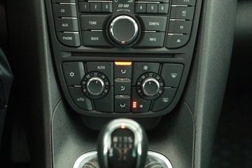 Opel Meriva II Mikrovan Facelifting 1.4 Twinport ECOTEC 100KM 2015 Opel Meriva 1.4 i, Klima, Klimatronic, Tempomat, zdjęcie 14