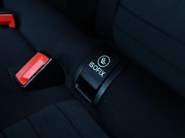 Mercedes Klasa C W205 2015 Mercedes C 180 BlueTEC Klimatyzacja Nawigacja, zdjęcie 36