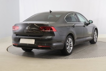 Volkswagen Passat B8 Variant Facelifting 1.5 TSI EVO 150KM 2022 VW Passat 1.5 TSI, Salon Polska, Serwis ASO, zdjęcie 4
