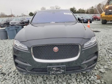 Jaguar F-Pace SUV 3.0 V6 340KM 2017 Jaguar F-Pace 2017 JAGUAR F-PACE PRESTIGE 3.0 Benzyna 340KM, zdjęcie 4
