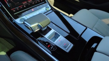 Audi A8 D5 Sedan Facelifting 3.0 50 TDI 286KM 2024 Audi A8 3.0TDI 286KM 4x4 Oś skrętna Webasto Kamera, zdjęcie 30