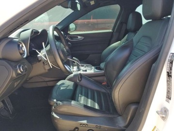 Alfa Romeo Giulia II Sedan Facelifting 2.0 Turbo 280KM 2020 Alfa Romeo Giulia TI 2020 2.0l 2.0 Benzyna 280KM, zdjęcie 7