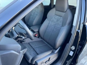 Audi Q5 II SUV Facelifting 2.0 40 TDI 204KM 2025 Audi Q5 Audi Virtual Cockpit , Adaptacyjny asystent predkosci , Reflektory, zdjęcie 25