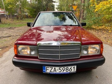 Mercedes 190 1.8 i 109KM 1993 Mercedes-Benz W201 (190) Mercedes Benz 190 1.8 Super Stan 1.8 Benzyna 109KM, zdjęcie 1