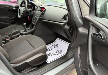 Opel Astra J Hatchback 5d Facelifting 1.6 Twinport ECOTEC 115KM 2015 Opel Astra salon Polska , I wlasciciel, kamera cofania 1.6 Benzyna 115KM, zdjęcie 7