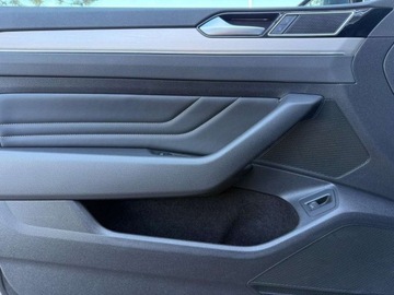 Volkswagen Passat B8 Variant Facelifting 2.0 TDI SCR 200KM 2022 Volkswagen Passat 2.0TDI 200KM Elegance DSGKameraMATRIXACCNiski PrzebiegAS, zdjęcie 11