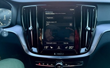 Volvo V60 II  Kombi 2.0 D4 190KM 2020 Volvo V60 AWD,4x4,Salon PL,F.VAT, zdjęcie 25