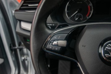 Skoda Octavia IV Liftback 1.5 TSI EVO 150KM 2023 SKODA Octavia 1.5 TSI Ambition DSG Combi 150KM 2023, zdjęcie 16