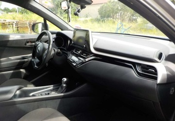 Toyota C-HR I Crossover Facelifting 1.8 Hybrid 122KM 2021 Toyota C-HR Okazja 1.8 Hybryda 122KM, zdjęcie 13