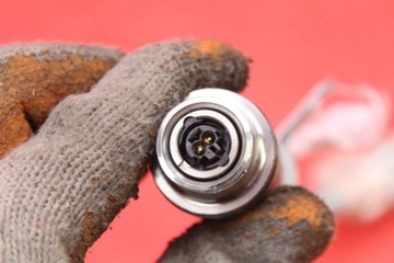 AIRBAG ULOŽENÍ VZDUCHOVÁ ZÁVĚS PRAVÁ 7P6880742C VW TOUAREG II 7P 10-14