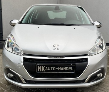 Peugeot 208 I Hatchback 5d Facelifting 1.2 PureTech 110KM 2016 Peugeot 208 1.2 Turbo, zdjęcie 1