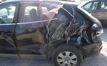 Audi Q3 I SUV 2.0 TDI 140KM 2013 Audi Q3 Sportback 2013r, 2.0 TDI, Uszkodzony lewy bok, Jezdzi. 2.0 Diesel, zdjęcie 22