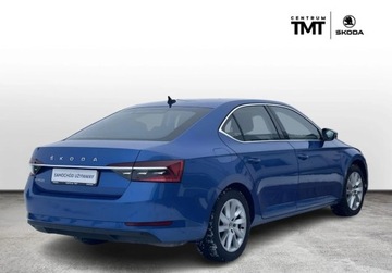 Skoda Superb III Liftback Facelifting 2.0 TSI 190KM 2022 Skoda Superb Ambition 2.0 TSI 190 KM DSG ASO Podgrz.fotele 2.0 190KM, zdjęcie 4