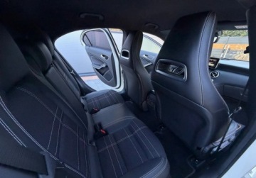 Mercedes Klasa A W176 Hatchback 5d Facelifting 200 156KM 2015 Mercedes-Benz Klasa A 1.6 156 KM gwarancja FABRYCZNY LAKIER bezwypadkow, zdjęcie 19