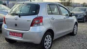 Toyota Yaris II Hatchback 5d 1.33 Dual VVT-i 101KM 2010 Toyota Yaris klima, zdjęcie 5