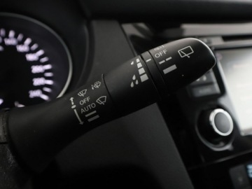 Nissan Qashqai II Crossover Facelifting 1.3DIG-T 140KM 2019 Nissan Qashqai navi klima auto grzane fotele, zdjęcie 30