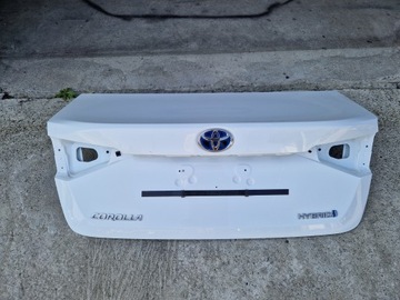 Corolla E21 Sedan - klapa tył tylna pokrywa bagażnika