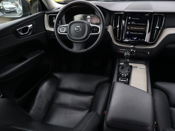 Volvo XC60 II Crossover D5 235KM 2018 Volvo XC60 D5 AWD, Salon Polska, 231 KM, 4X4, zdjęcie 6