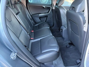 Volvo XC60 I SUV Facelifting 2.4 D4 190KM 2017 Volvo XC 60 2.4 D4 AWD Summum Navi Skóra Pano, zdjęcie 25