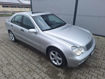 Mercedes Klasa C W203 Sedan W203 2.1 (C 220 CDI) 143KM 2003 Mercedes C 220 Automat.Auto po serwisie...Stan, zdjęcie 1