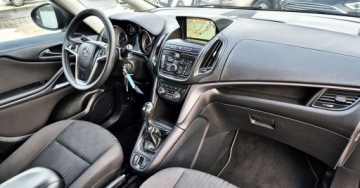 Opel Zafira C Tourer 1.4 Turbo ECOTEC 140KM 2012 Opel Zafira BENZYNA nawigacja nowy model SUPER okazja polecamy, zdjęcie 38