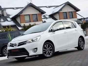 Toyota Verso Minivan Facelifting 1.6 D-4D 112KM 2014 Toyota Verso ___Premium___1.6 D-4D 112KM___LED Navi Kamera Panorama___ 1.6