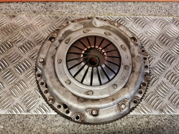 НОВОЕ СЦЕПЛЕНИЕ LUK 1.6 TDI OE 03L141032A 037105273C