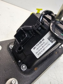 WYBIERAK LEWAREK AUTOMAT AUDI A1 8X VW 6R1713025AE