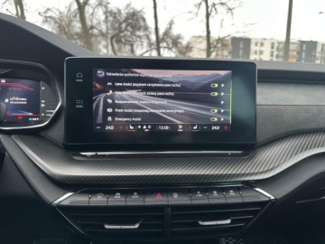 Skoda Octavia IV RS Kombi 2.0 TDI SCR 200KM 2022 Skoda Octavia RS 2.0TDI 200KM, Hak, HEAD-UP, Matri, zdjęcie 20