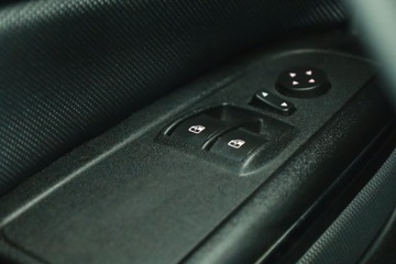 Fiat Bravo II Hatchback 5d 1.6 TD MultiJet 105KM 2008 Fiat Bravo 1.6 MultiJet, Klima, Parktronic, zdjęcie 12