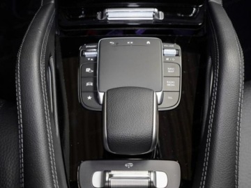 Mercedes GLE V167 SUV Facelifting 3.0 450d 367KM 2026 MERCEDES-BENZ GLE 450 d 4-Matic AMG Line 3.0 (367KM) 2026, zdjęcie 10