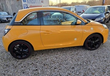 Opel Adam Hatchback 1.2 70KM 2018 Opel Adam Zadbany z malym przebiegiem dobra wersja wyposazenia 1.2 70KM, zdjęcie 3