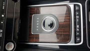 Jaguar F-Pace SUV 2.0 i4D 180KM 2017 Jaguar F-Pace 2.0D AWD 4X4, zdjęcie 17