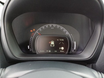Toyota Aygo X 1.1 VVT-i 72KM 2025 Toyota Aygo X 1.0 VVTi Executive II (2014-) 1.0 VV, zdjęcie 17