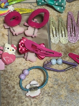 ЛАНТЫ, СКАКУТЫ, РЕЗИНКИ, АКСЕССУАРЫ CLAIRE'S PRIMARK DISNEY 68 ШТ.
