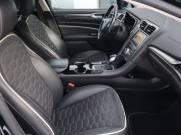 Ford Mondeo V Kombi Facelifting 2.0 Hybrid 187KM 2020 Ford Mondeo 2.0 Hybrid, Automat, Skóra, Navi, zdjęcie 8