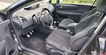 Citroen C4 I Coupe 2.0 i 16V 177KM 2007 Citroen C4 VTS 2.0 177KM xenon 2.0 Benzyna 177KM, zdjęcie 5