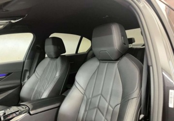 BMW Seria 5 G90-91 Touring 2.0 520d 197KM 2025 BMW Seria 5 520d xDrive, M Pakiet sportowy, Iconic Glow, Faktura, Gwarancja, zdjęcie 10