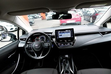 Toyota Corolla XII Sedan 1.8 Hybrid 122KM 2019 Toyota Corolla Kraj Bezwypadkwy 1wł JAK NOWA, zdjęcie 11