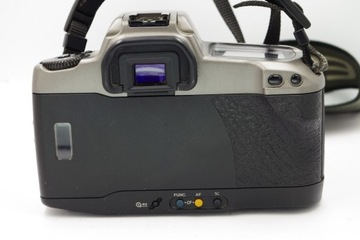 CANON EOS 10 LIMITED EDITION + CANON EF 35–135 мм 4–5,6 USM в отличном состоянии