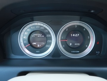 Volvo XC60 I SUV 2.4 D3 163KM 2011 Volvo XC60 D3, 4X4, Automat, Skóra, Xenon, zdjęcie 10