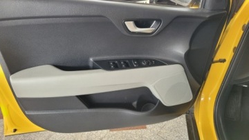 Kia Stonic I Crossover 1.6 CRDi 110KM 2017 Kia Stonic Stonic BI-COLOR Klimatronik Navi Bardzo ladny stan MOZLIWA ZAMI, zdjęcie 16