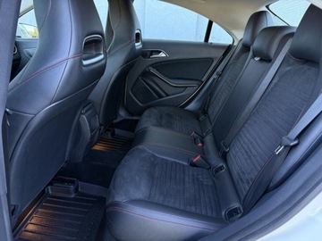 Mercedes CLA C117 Coupe Facelifting 1.6 200 156KM 2017 Mercedes-Benz CLA CLA200 AMG 156 KM Full LED CarPlay Salon PL Gwarancja SSU, zdjęcie 31