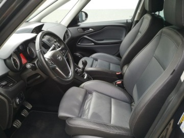 Opel Zafira C Tourer 1.4 Turbo ECOTEC 140KM 2012 Opel Zafira 1.4Turbo 140KM OPC Klimatronic Tempoma, zdjęcie 17