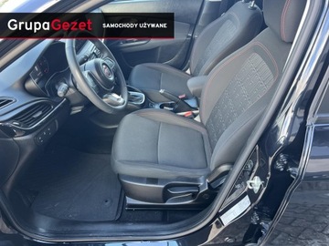 Fiat Tipo II Station Wagon Facelifting 1.5 Hybrid 130KM 2022 Fiat Tipo KOMBI SERIA 3 1.5 130 KM Hybrid (RED) hatchback, zdjęcie 9